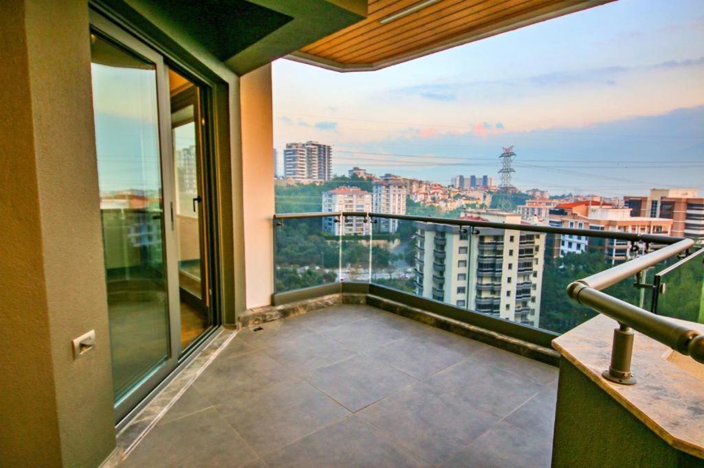 Utopia Suite Bornova Exterior photo