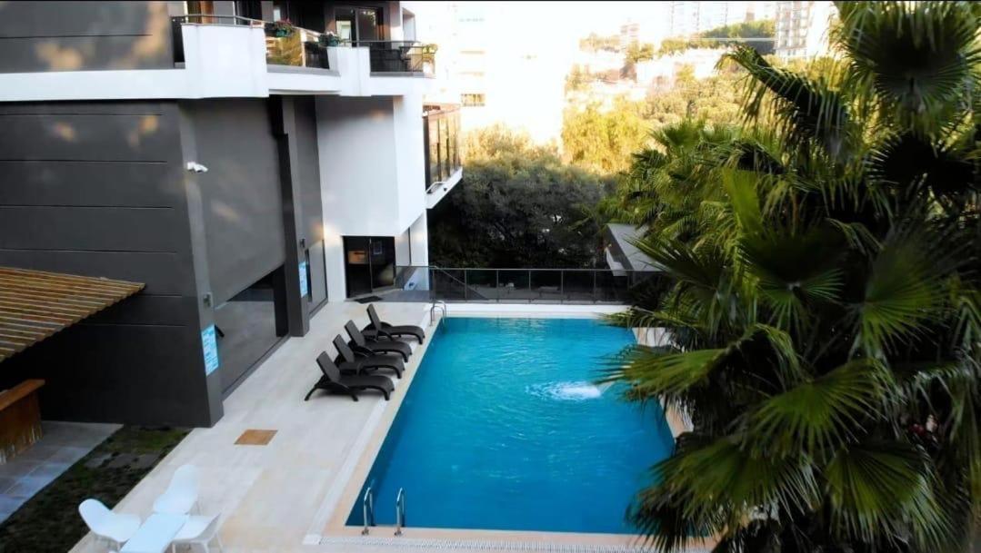 Utopia Suite Bornova Exterior photo