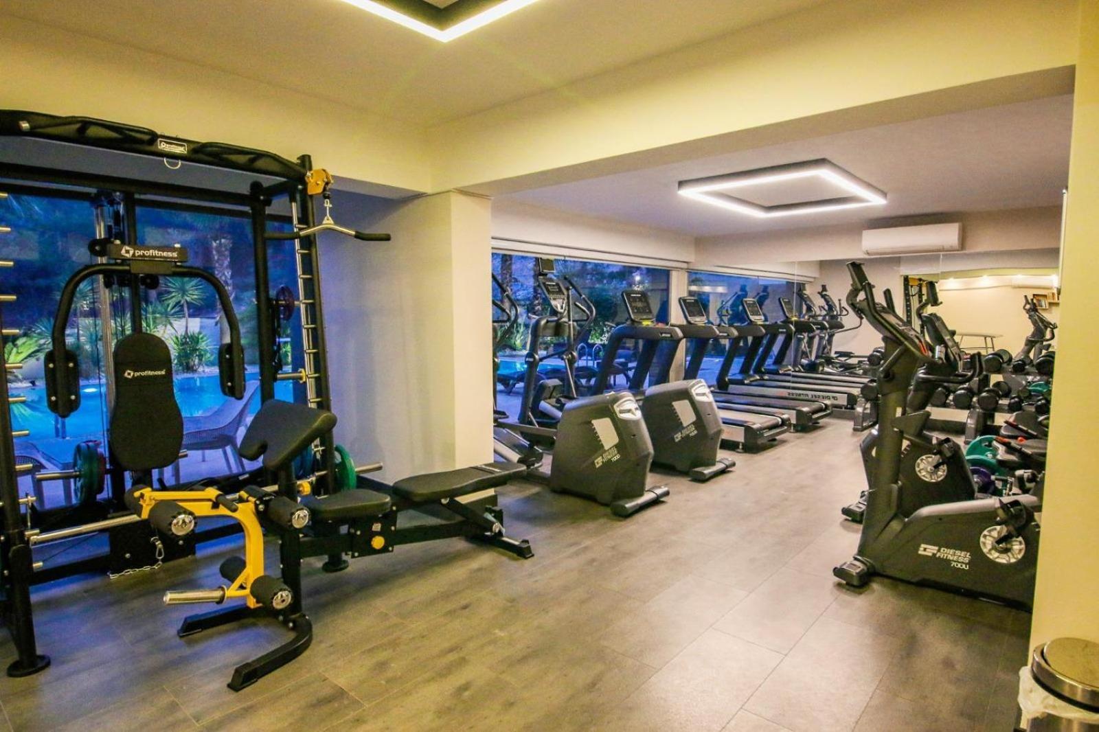 Utopia Suite Bornova Exterior photo